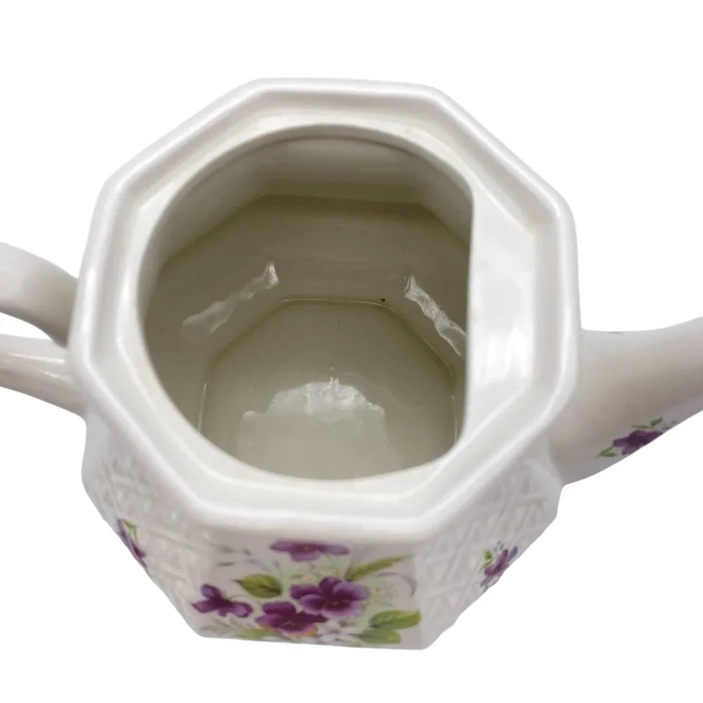 Vintage Sadler Windsor floral teapot‎ England Pansy weave trellis finish violets
